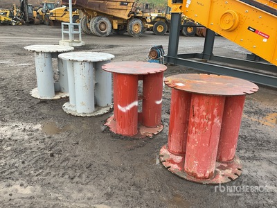 Quantity of (4) Steel Reel معادن متنوعة