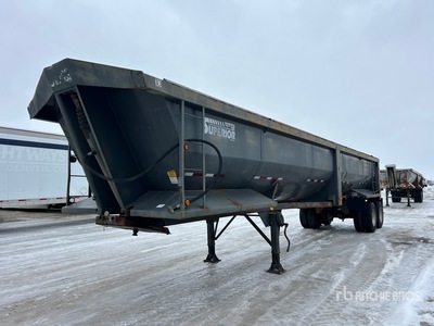 1999 Superior 40 ft T/A End Dump Trailer