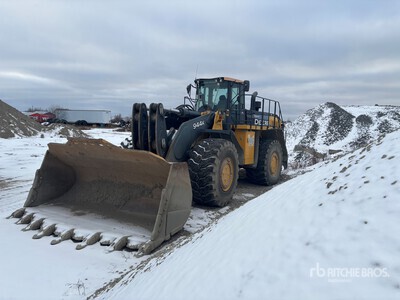 2016 John Deere 944K Chargeuse sur pneus