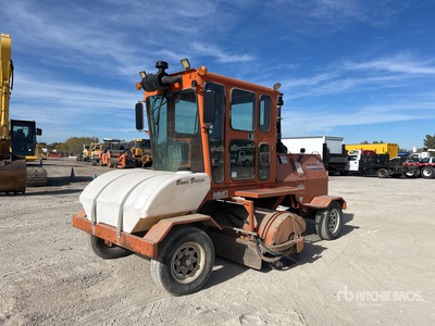 2014 Broce RCT 350 Miotła samobieżna