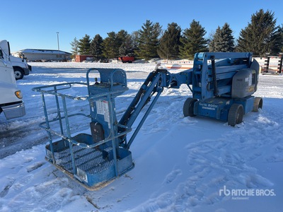 2013 Genie Z-40/23N RJ 2WD Electric Articulating Boom Lift