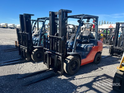 2019 Toyota 8FGU30 5820 lb Pneumatic Tire Chariot Élévateur