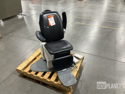 Global Surgical MaxiSelect S270000 Examination Chair