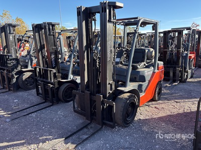 2020 Toyota 8FGU30 4750 lb Pneumatic Tire Forklift