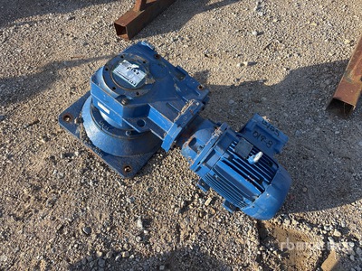 Weg 00518X13E1841C 3 Phase 5 Hp Electric Motor