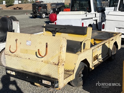 2021 Cushman Titan Flatbed عربة الادوات