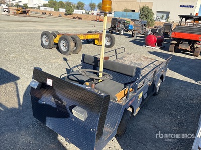 Cushman Titan Flatbed عربة الادوات