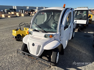 2015 GEM E4 Electric ユーティリティービークル