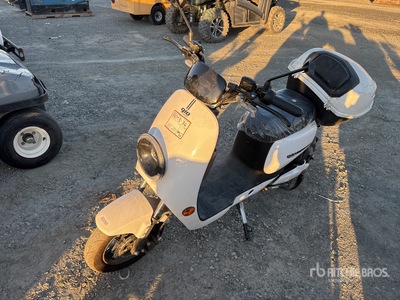 2024 GIO Electric スクーター (Unused)