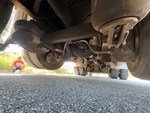 Underbody with Non-Driven Drop Axle (1)