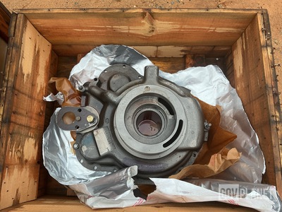 (3) Twin Disc 715567 Vehicular Steering Gear Housings