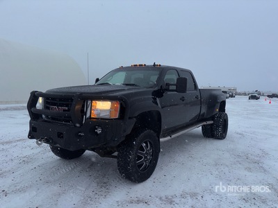 2007 GMC Sierra 3500HD SLE 4x4 Crew Cab ピックアップ