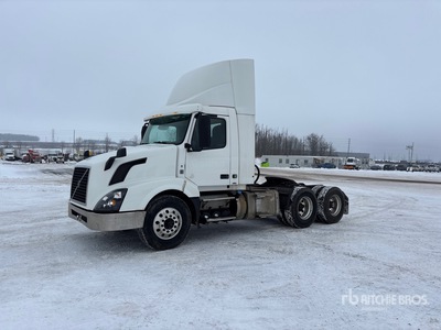 2018 Volvo VNL 6x4 T/A Day Cab Truck Tractor