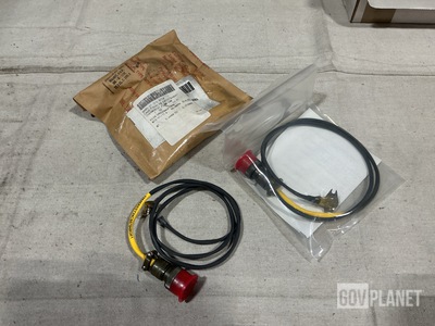(4) 24C507848G01 Flow Control Thermostats