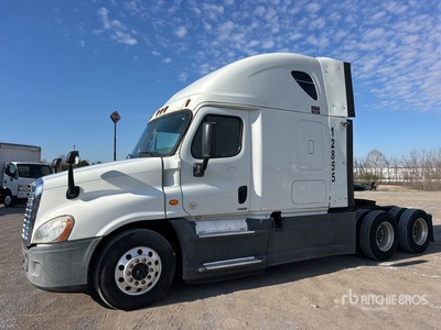 2016 Freightliner Cascadia 125 6x4 Tracteur Routier Couchette