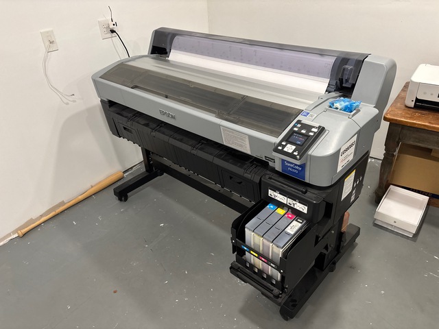 Epson SC-F6370 44 in Electric Dye Sublimation Printer