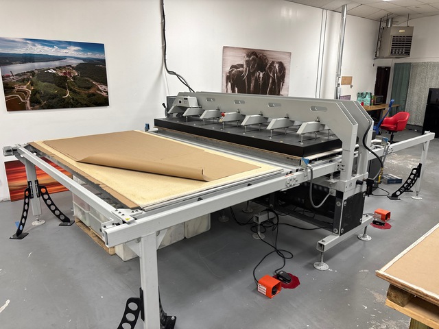 Geo Knight 931 Triton Electric Twin Auto Shuttle Heat Press