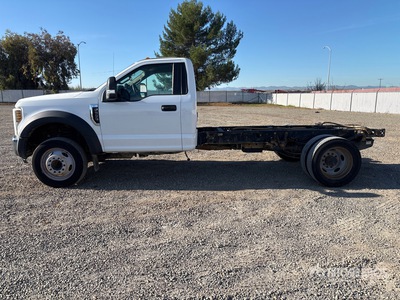 2019 Ford F-550 XL XL 4x2 Cabina y chasis