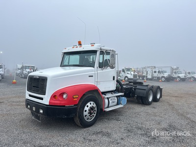 2000 Freightliner FL 112 T/A Day Cab Truck Tractor