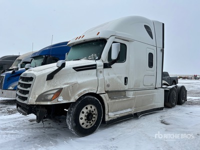 2021 Freightliner Cascadia 126 6x4 T/A Sleeper Truck Tractor (Inoperable)