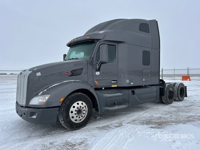 2022 Peterbilt 579 6x4 T/A Sleeper Truck Tractor