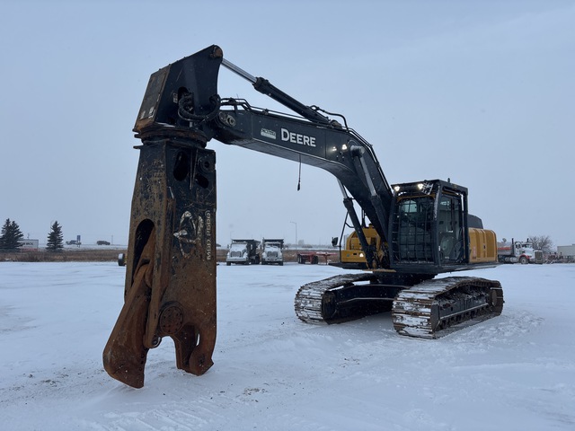 2023 John Deere 350 P-Tier Tracked Excavator