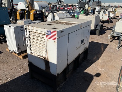 2012 Multiquip DCA-25US12 20 kW Skid-Mounted Generador