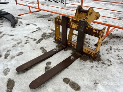 EFI 120S 48 in Q/C Excavator Pallet Forks