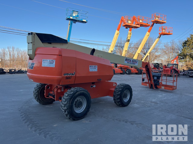 ELEVADOR TELESCóPICO 2005 JLG 4WD 660SJ