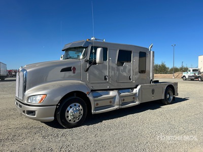 2011 Peterbilt T660 4x2 Crew Cab Wohnwagensattelzug