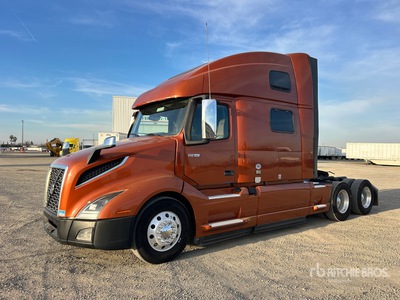 2023 Volvo VNL860 6x4 T/A Sleeper Truck Tractor