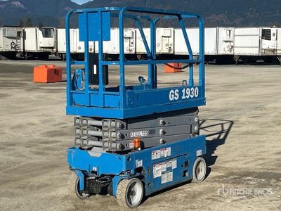 2014 Genie GS-1930 Electric Scissor Lift