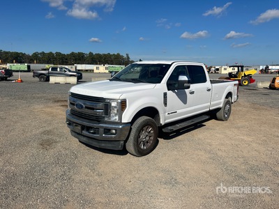 2019 Ford F-350 XLT 4x4 Crew Cab Pickup