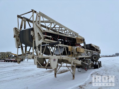 2016 Superior 36 in x 125 ft Portable Stacking Conveyor