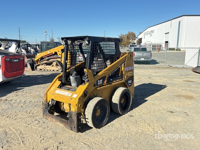 2012 Cat 226B3 شاحنة جرافة