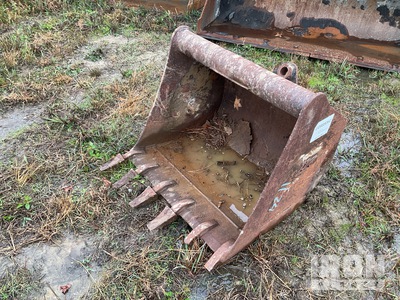 Tag 36 in Q/C Digging Benna per retroescavatore per terna