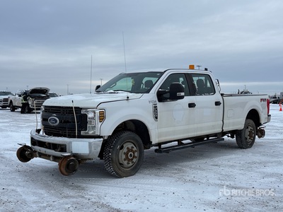 2018 Ford F-350 XL 4x4 Crew Cab Hi-Rail Pickup