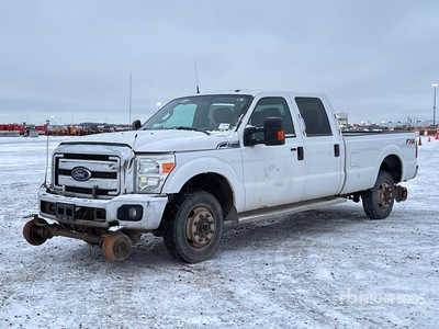 2015 Ford F-350 XLT 4x4 Crew Cab Hi-Rail Pickup