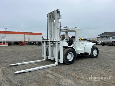 1984 Hyster H350B Pneumatic Tire Forklift
