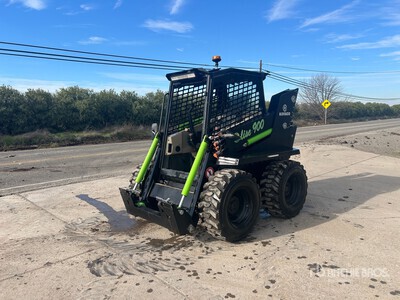 2019 Kovaco 900 Electric Minicargadora (Unused)