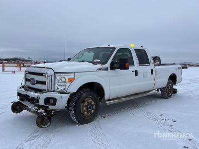 2015 Ford F-350 XLT 4x4 Crew Cab Hi-Rail Pickup