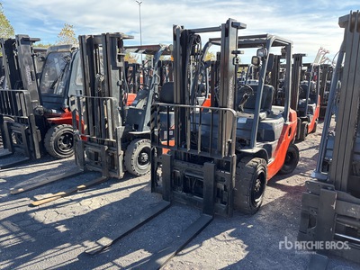 2017 Toyota 8FDU30 6000 lb Pneumatic Tire Forklift