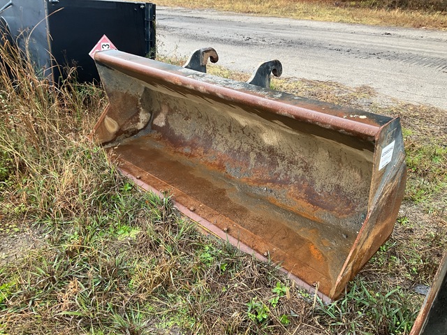 Cat 95 in Backhoe Loader Bucket - Fits Cat 420