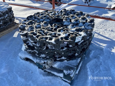 Quantity of (2) KMF 203BR Quantity of (2) KMS GWL2034722/2154D Tracks (Unused) - Fits Hitachi ZX210F-3