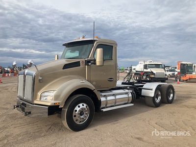 2020 Kenworth T880 6x4 Cabeza Tractora Cabina Corta
