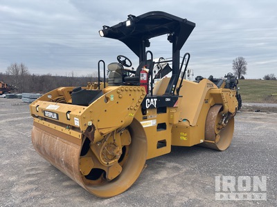 2013 Cat CB64 Rodillo Tándem