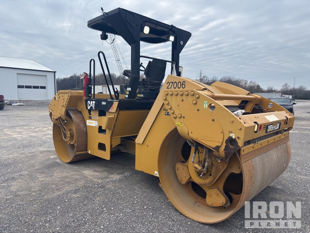 COMPACTADOR 2013 CATERPILLAR CB64