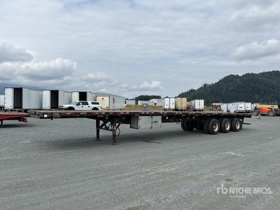 2014 Manac 53 ft Tri/A Spread Axle Flatbed Trailer