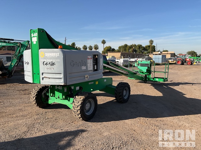 ELEVADOR TELESCóPICO 2017 GENIE 4WD S40