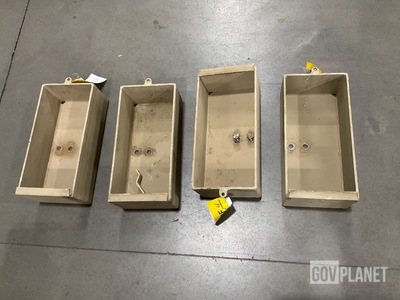 (4) Critical Solutions 3600-45619-34 Stowage Accessories Boxes